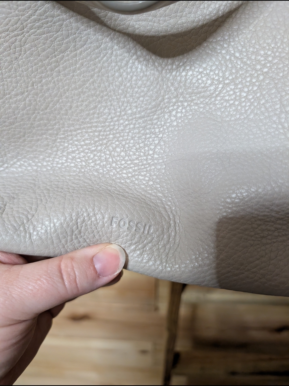 Fossil NEVER USED Women's Light Gray Leather Crossbody Bag - Picture 3 of 14